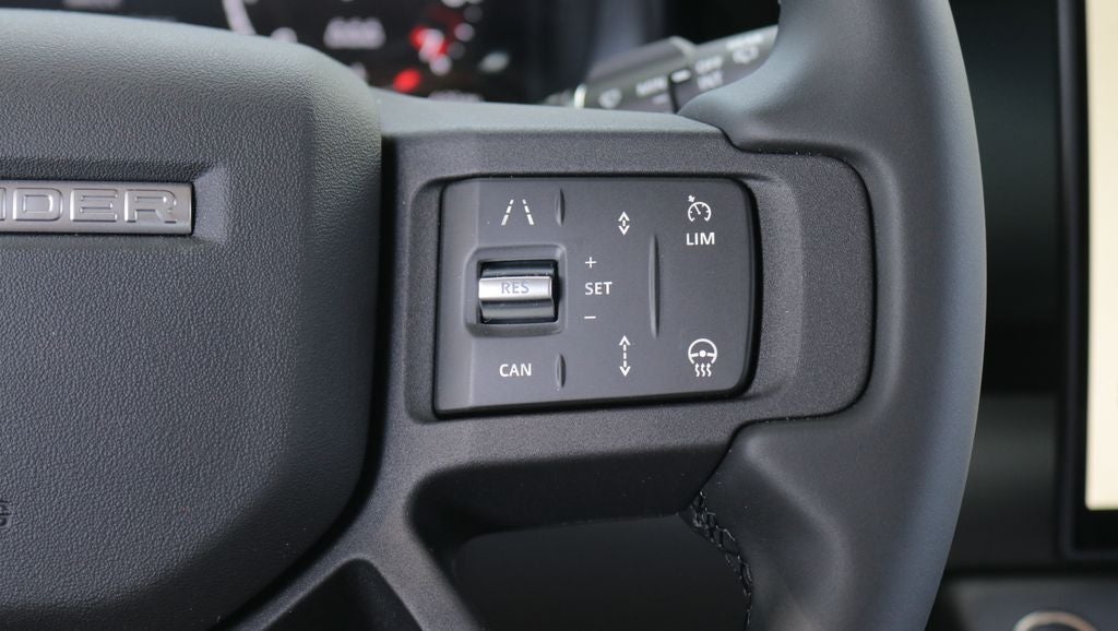 2026 Land Rover Defender 110 Base
