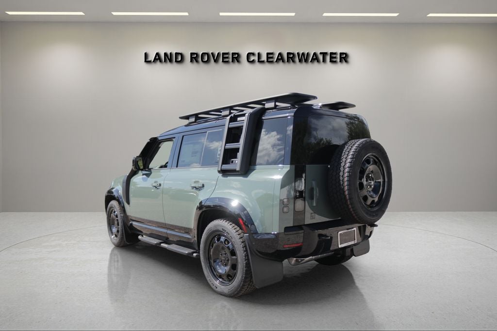 2026 Land Rover Defender 110 Base