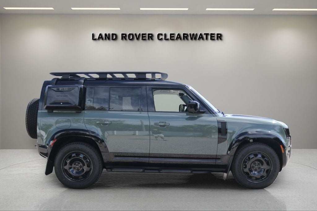 2026 Land Rover Defender 110 Base