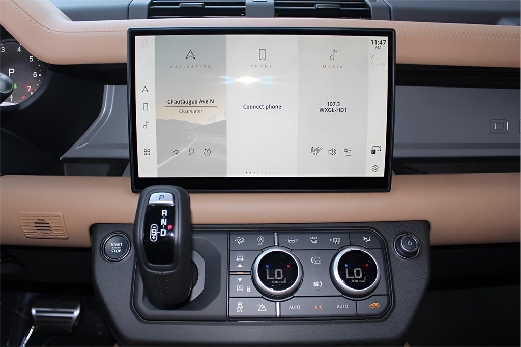 2025 Land Rover Defender 110 V8