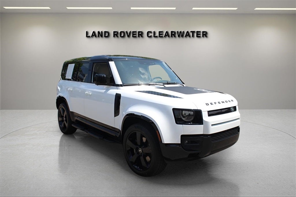 2025 Land Rover Defender 110 V8