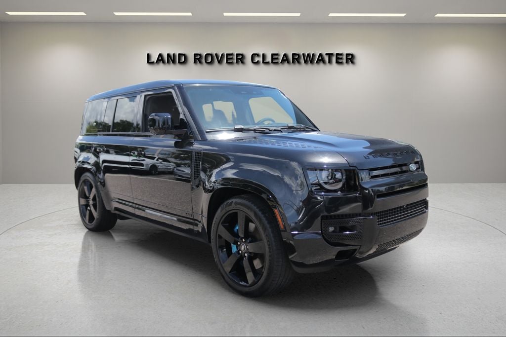 2022 Land Rover Defender 110 Base