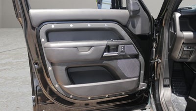 2022 Land Rover Defender 110 Base