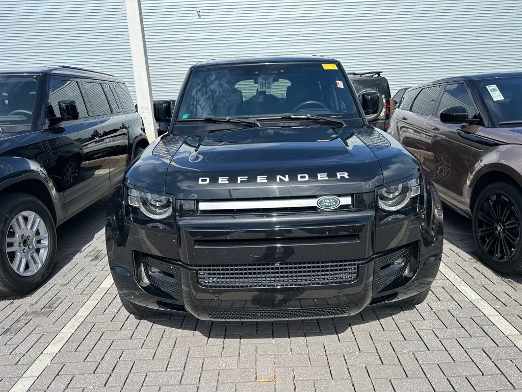 2022 Land Rover Defender 110 XS Edition