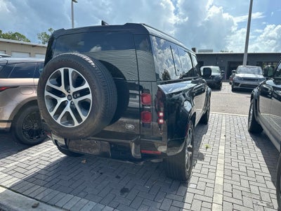2022 Land Rover Defender 110 XS Edition