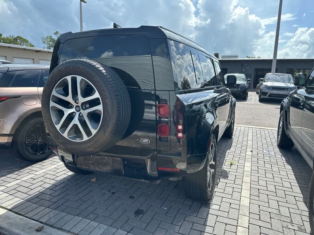2022 Land Rover Defender 110 XS Edition