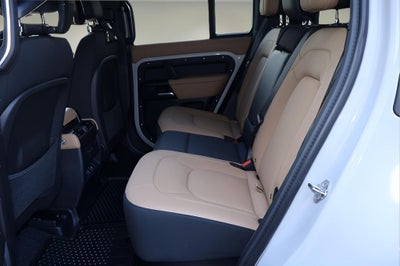 2026 Land Rover Defender 110 X