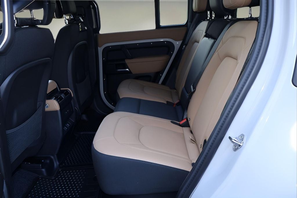 2026 Land Rover Defender 110 X