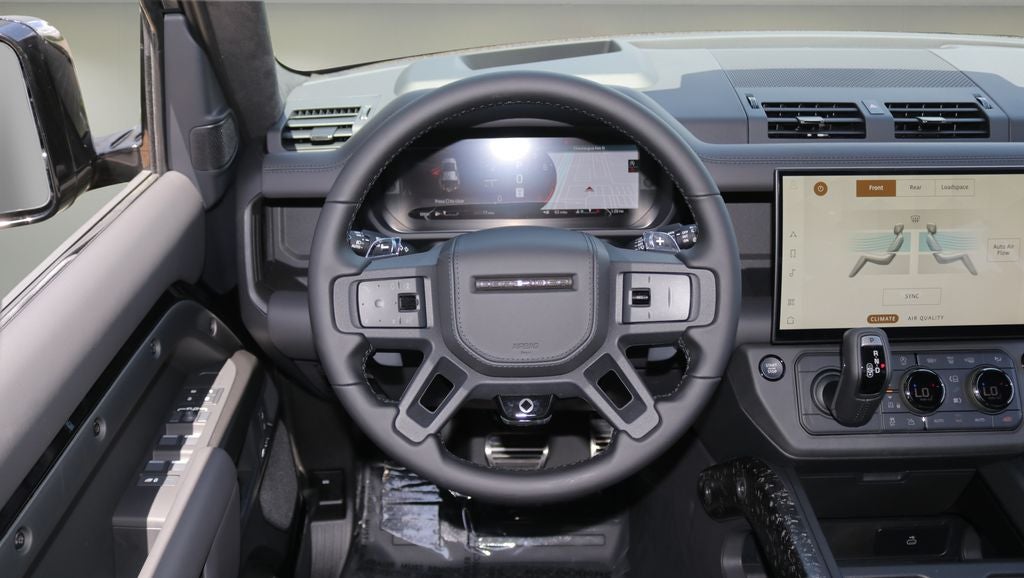 2026 Land Rover Defender 110 OCTA