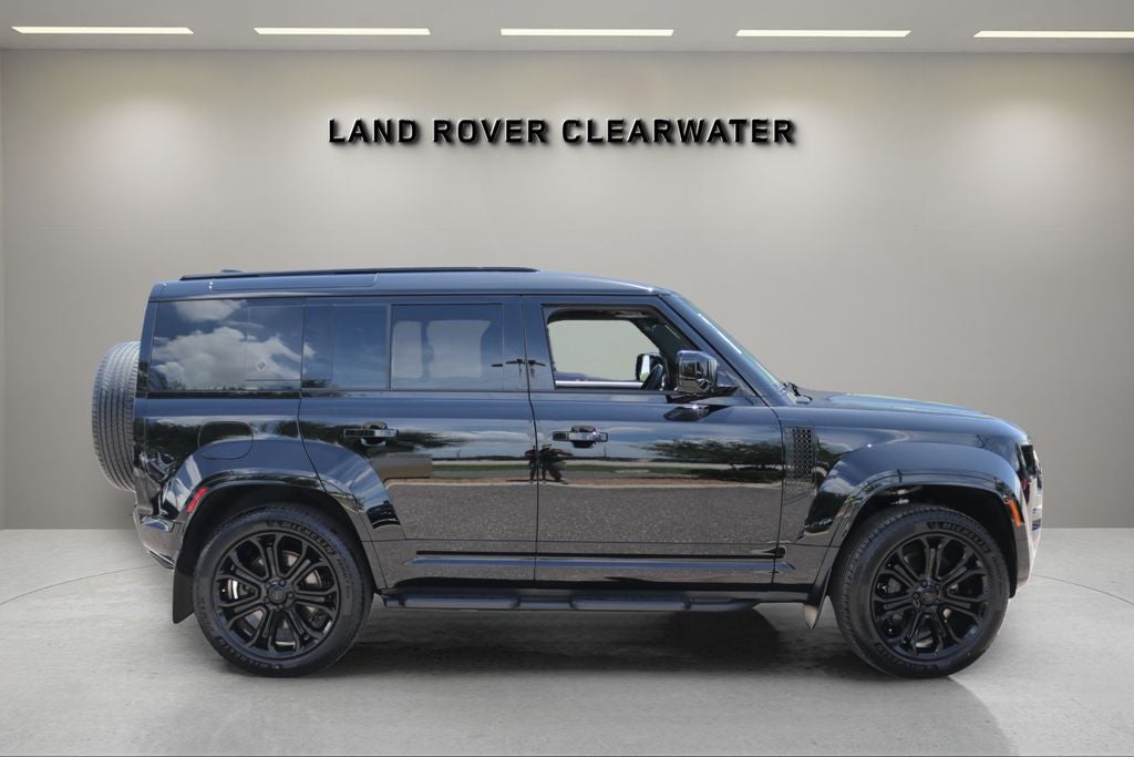 2026 Land Rover Defender 110 OCTA