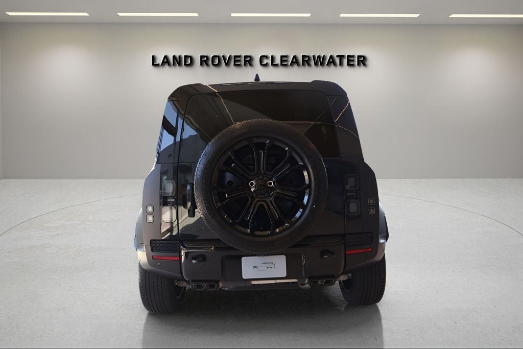 2026 Land Rover Defender 110 OCTA