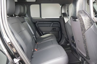 2026 Land Rover Defender 110 V8