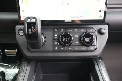 2026 Land Rover Defender 110 V8