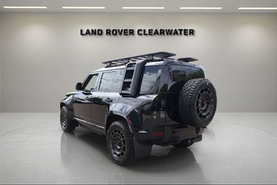 2026 Land Rover Defender 110 V8