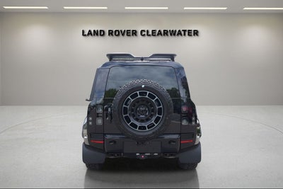 2026 Land Rover Defender 110 V8