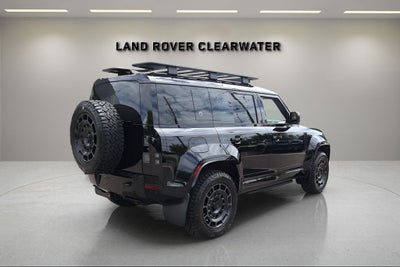2026 Land Rover Defender 110 V8