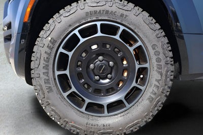 2026 Land Rover Defender 110 V8