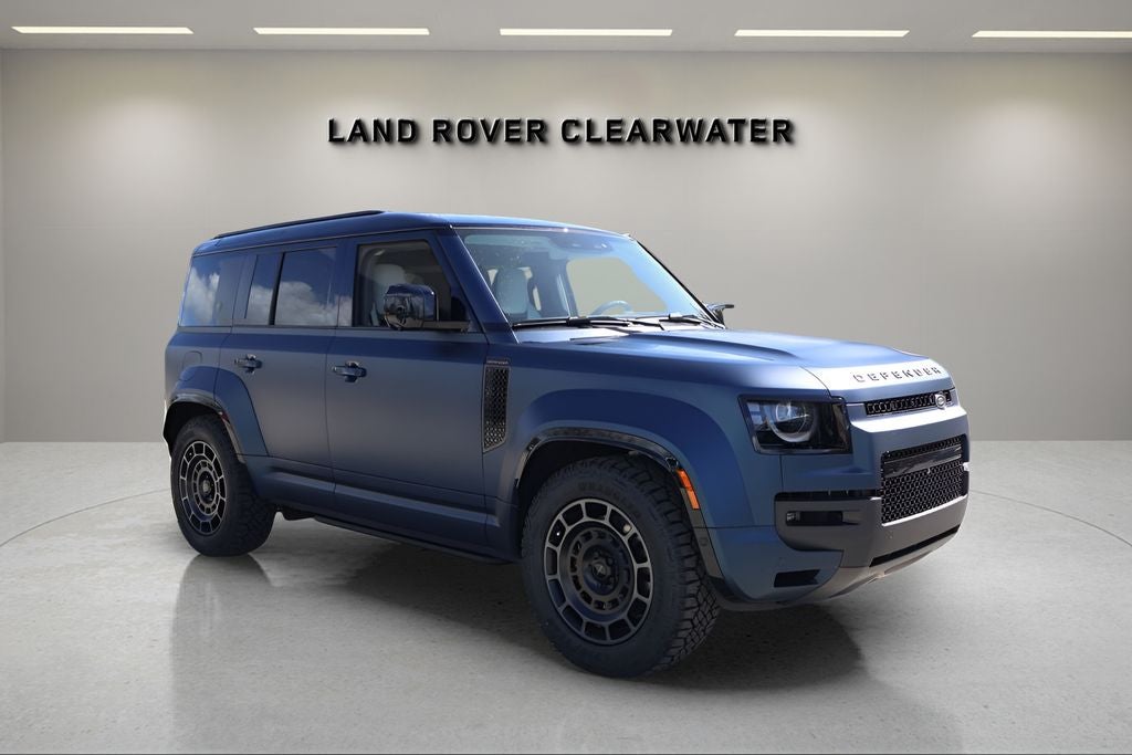 2026 Land Rover Defender 110 V8