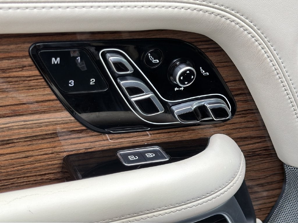 2021 Land Rover Range Rover Autobiography LWB