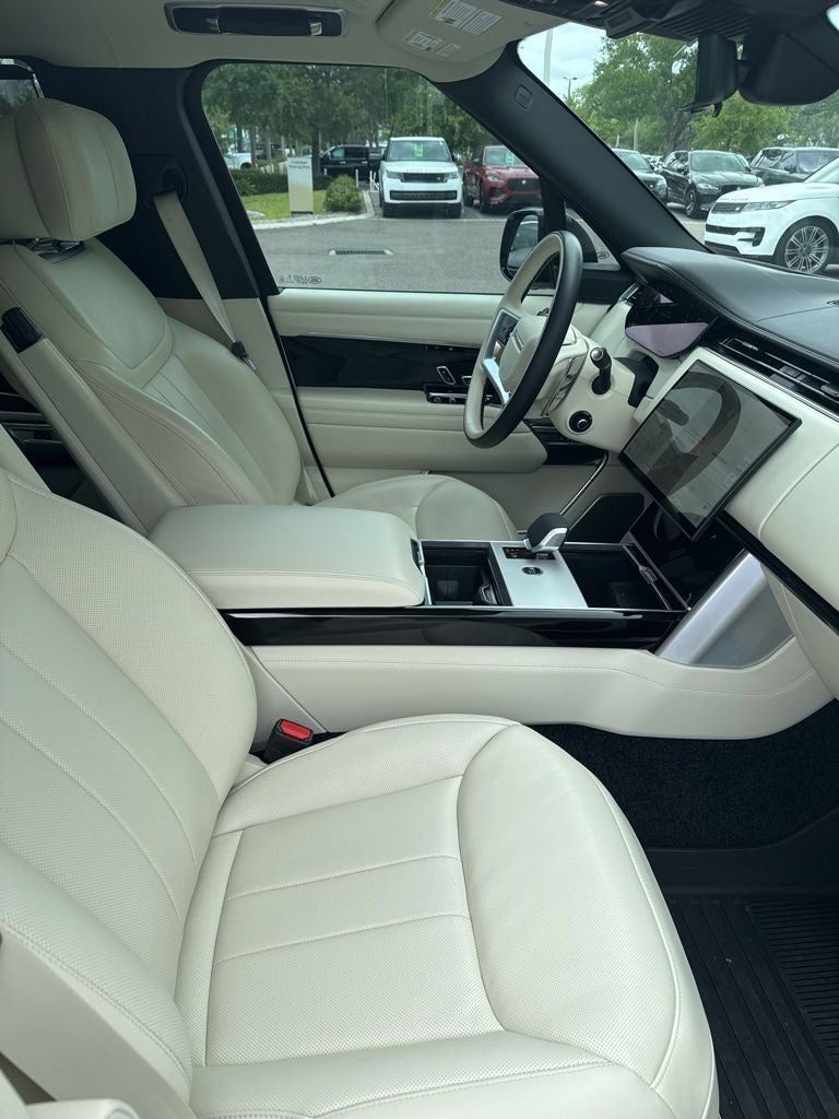 2025 Land Rover Range Rover Autobiography