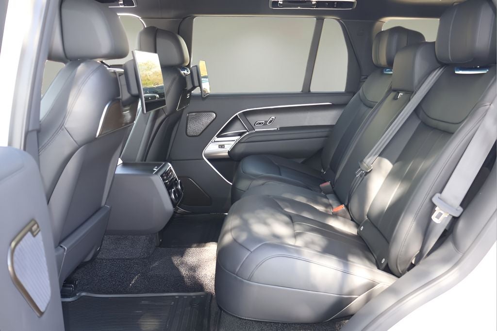 2026 Land Rover Range Rover Autobiography