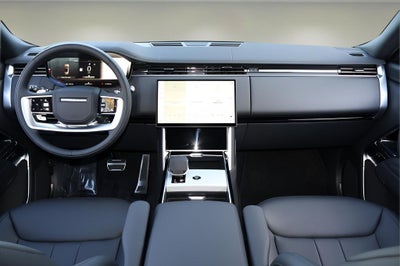 2025 Land Rover Range Rover SE