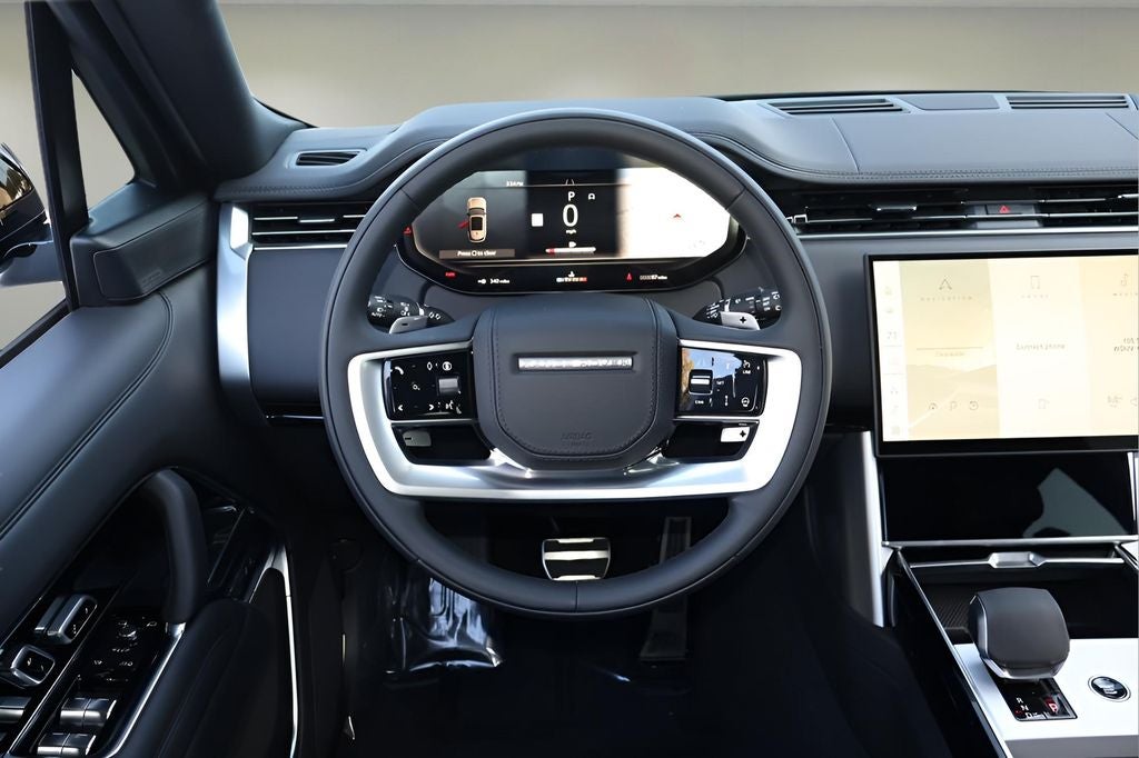 2025 Land Rover Range Rover SE