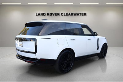 2025 Land Rover Range Rover SE