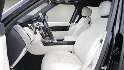 2026 Land Rover Range Rover SE