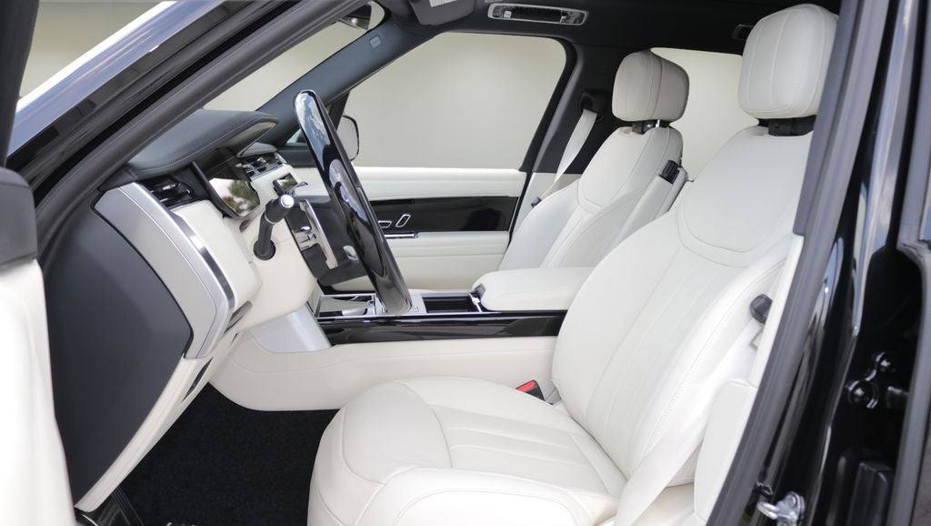 2026 Land Rover Range Rover SE