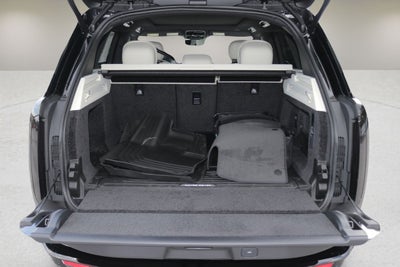 2026 Land Rover Range Rover SE