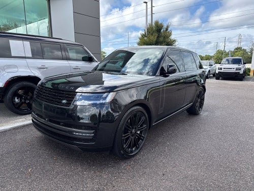 2025 Land Rover Range Rover SE