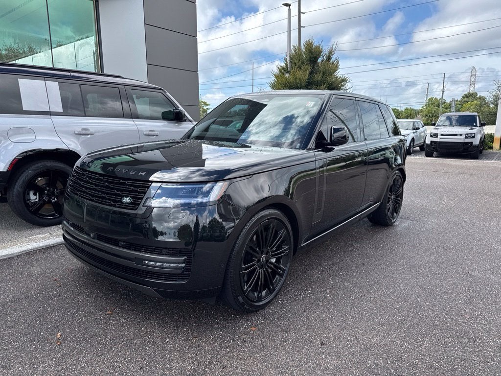 2025 Land Rover Range Rover SE