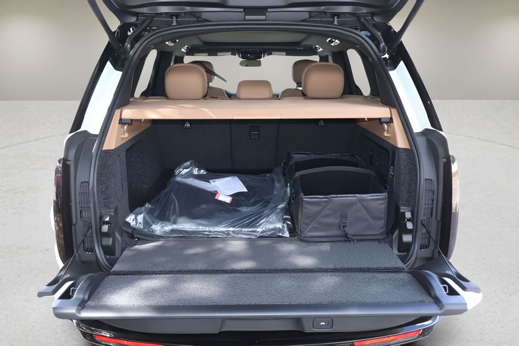 2026 Land Rover Range Rover SE