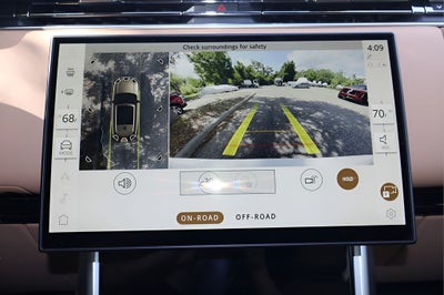 2026 Land Rover Range Rover SE