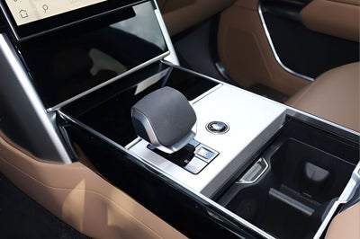 2026 Land Rover Range Rover SE