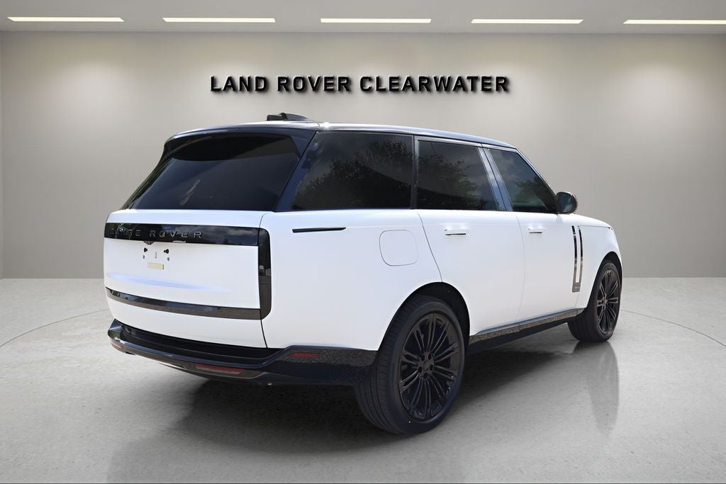 2026 Land Rover Range Rover SE