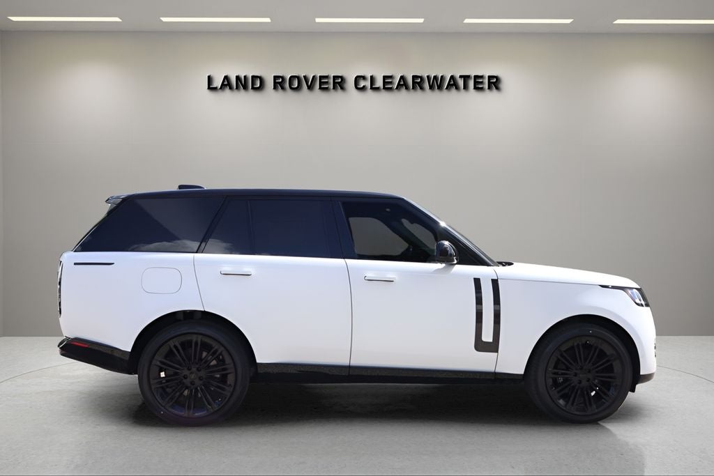 2026 Land Rover Range Rover SE