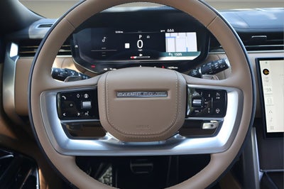 2025 Land Rover Range Rover SE
