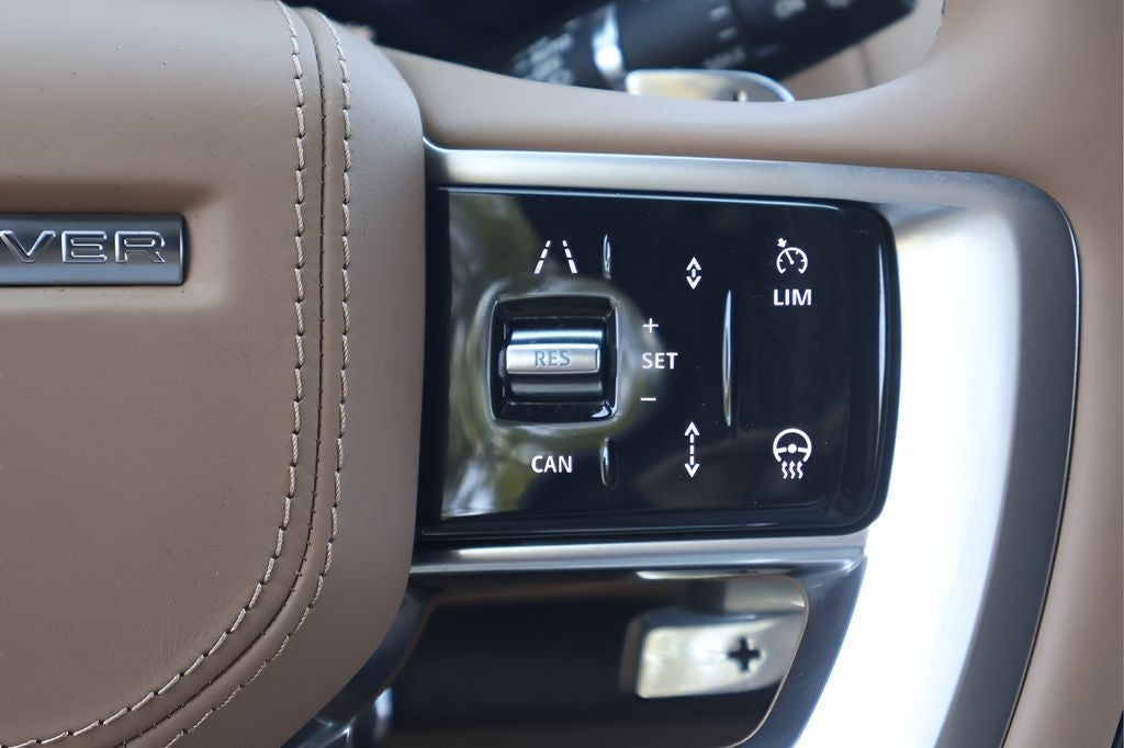 2025 Land Rover Range Rover SE