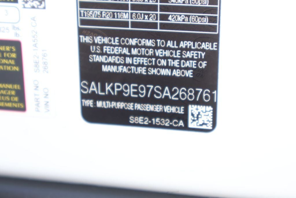 2025 Land Rover Range Rover SE