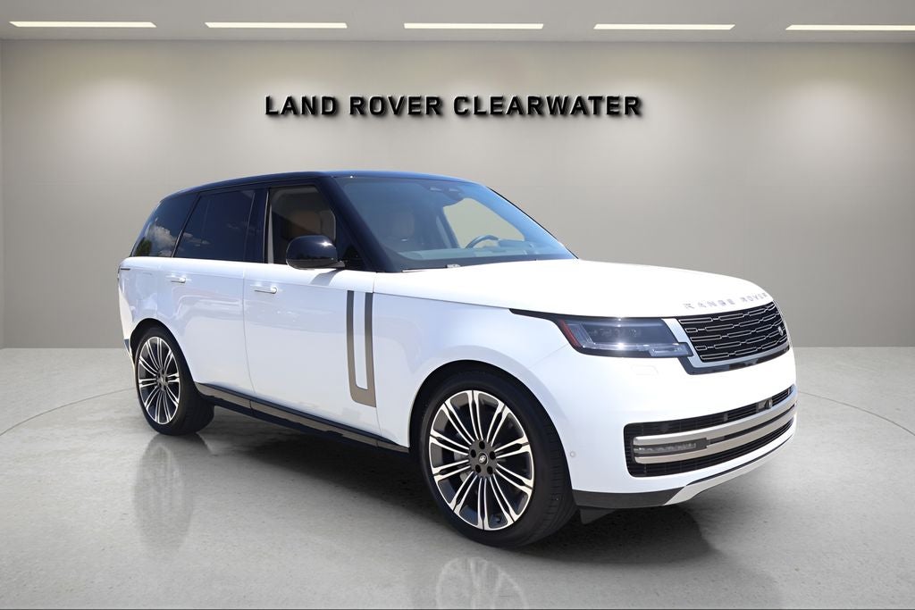 2025 Land Rover Range Rover SE