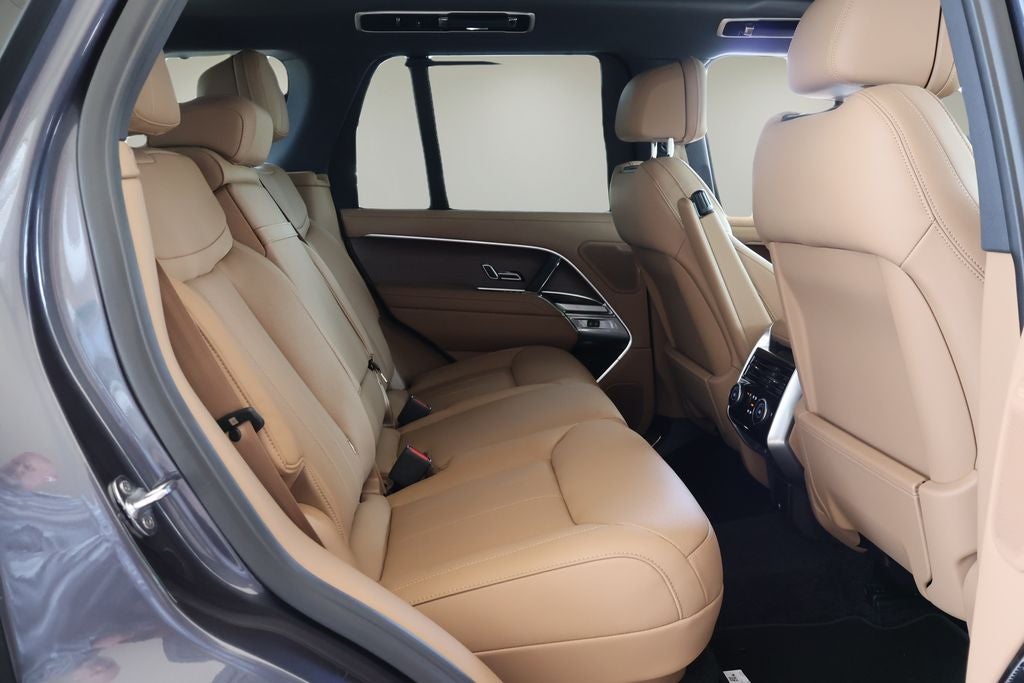 2026 Land Rover Range Rover SE