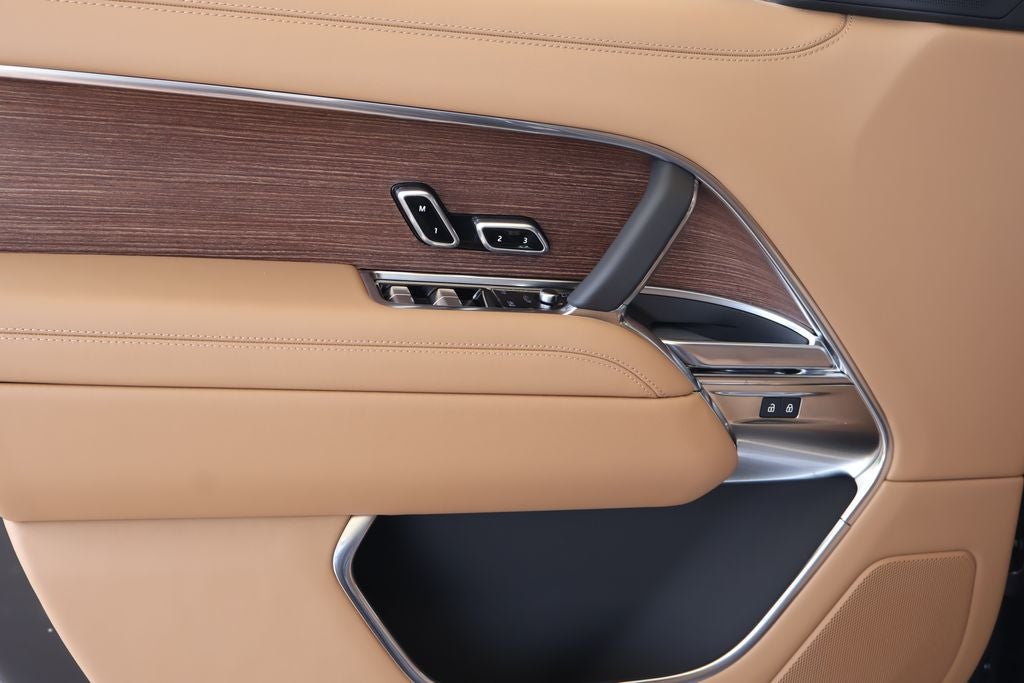 2026 Land Rover Range Rover SE
