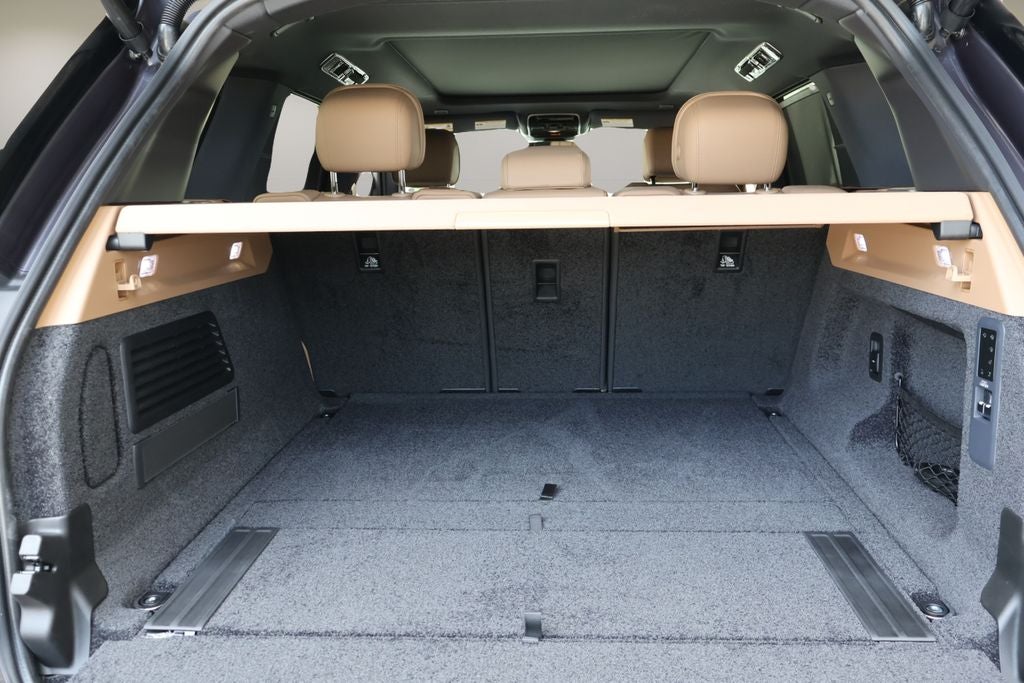 2026 Land Rover Range Rover SE