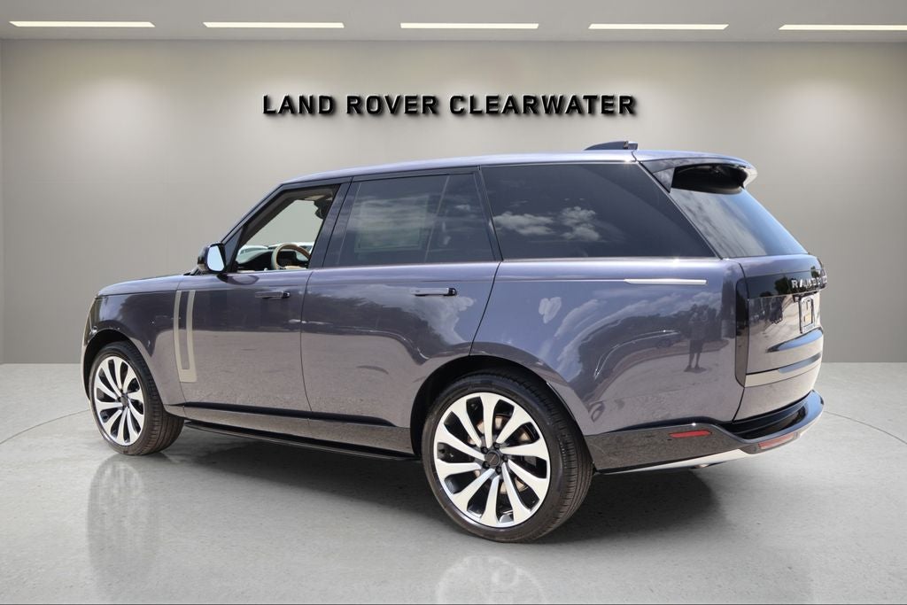 2026 Land Rover Range Rover SE