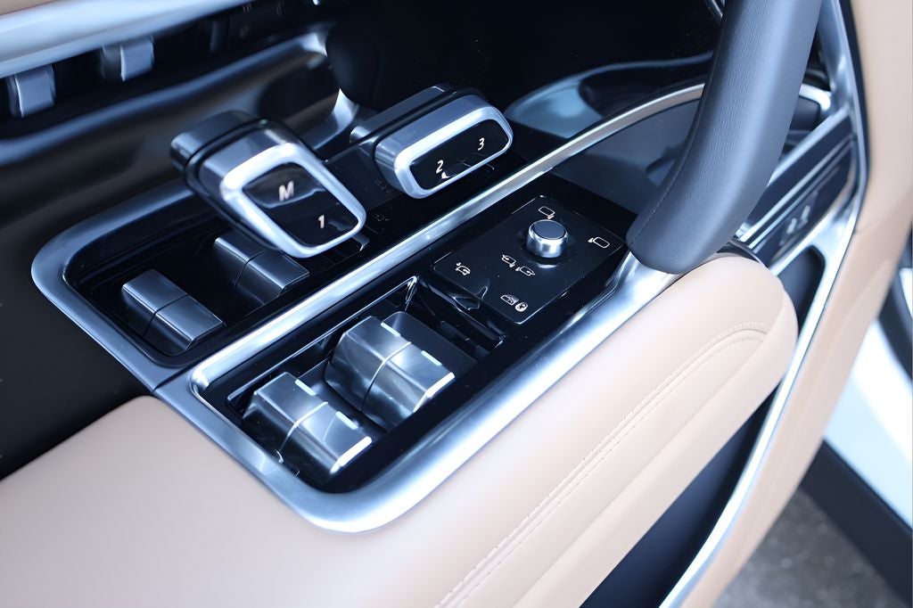 2026 Land Rover Range Rover SE