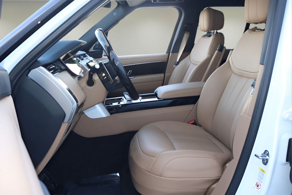 2026 Land Rover Range Rover SE