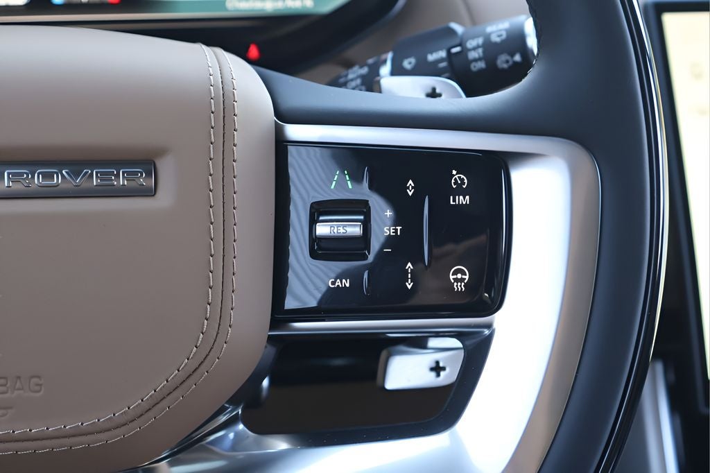 2026 Land Rover Range Rover SE