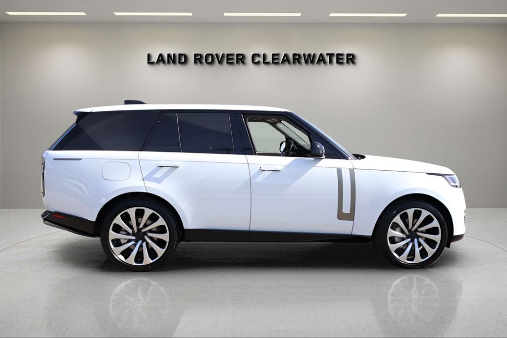 2026 Land Rover Range Rover SE